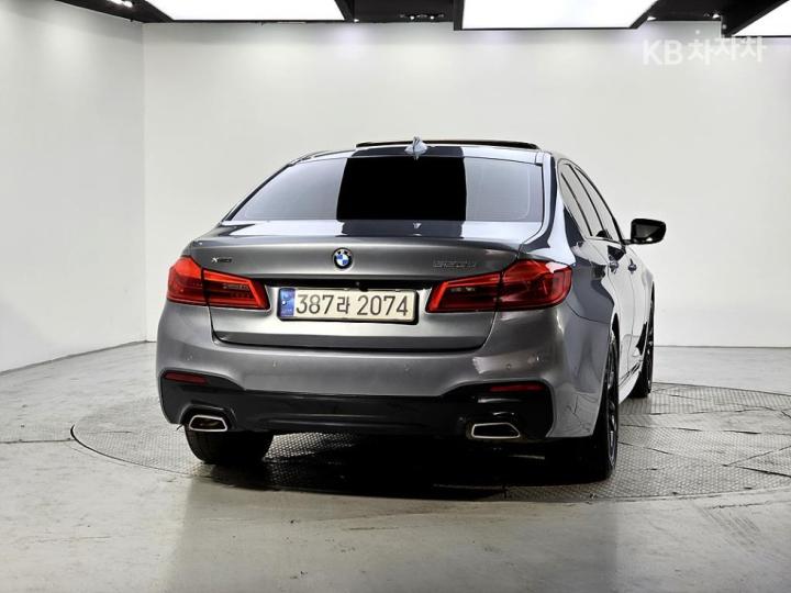 BMW 5 Series G30 520d xDrive M Sport Package 4