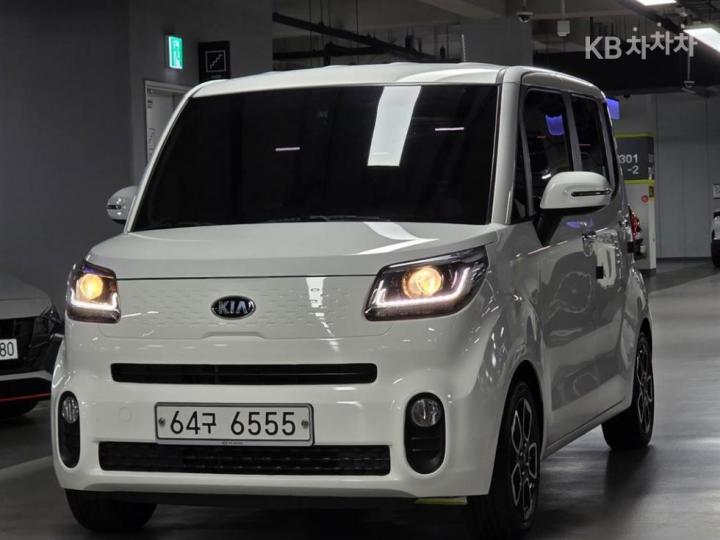 Kia Ray 1.0 Gasoline Prestige 4