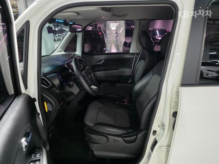 Kia Ray 1.0 Gasoline Prestige 7