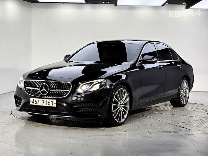 Mercedes-Benz E-Class W213 E300 4Matic AMG Line
