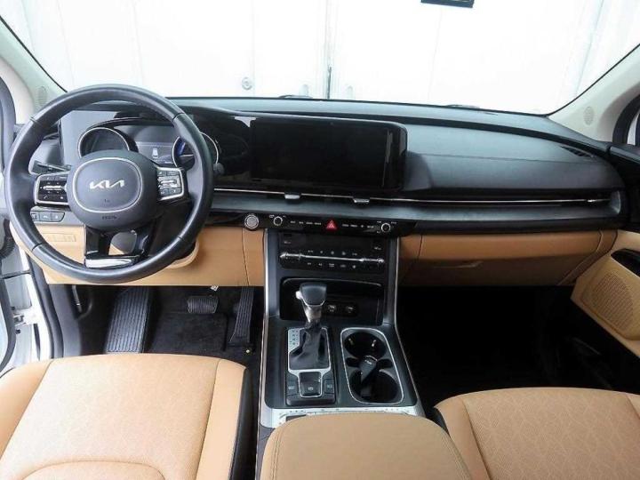 Kia Carnival D2.2 Prestige 9