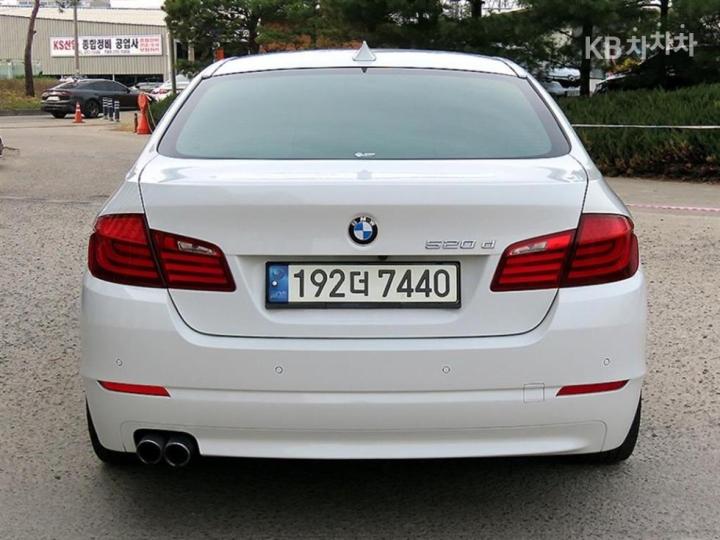 BMW 5 Series New 520d F10 2010-2016 4