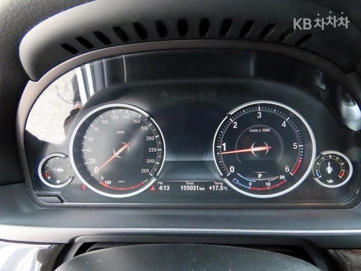 BMW 5 Series New 520d F10 2010-2016 9