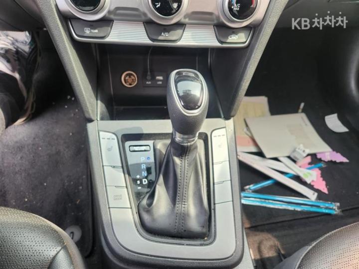 Hyundai Avante AD Smartstream G1.6 Smart Choice 9