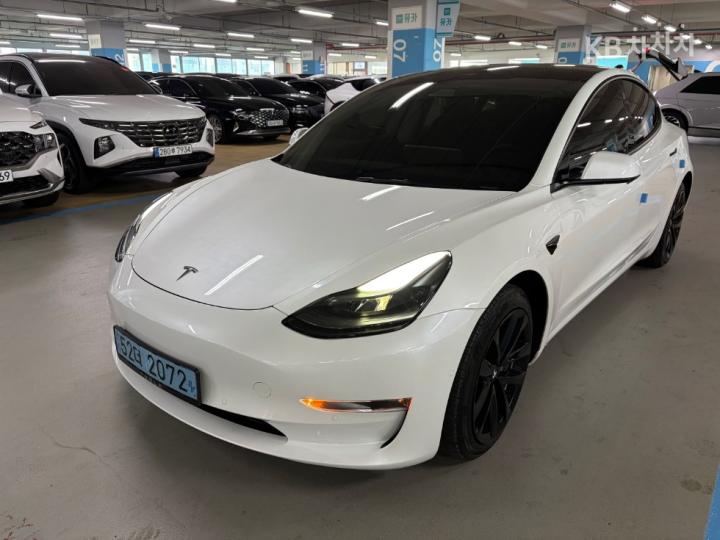 Tesla Model 3 Long Range
