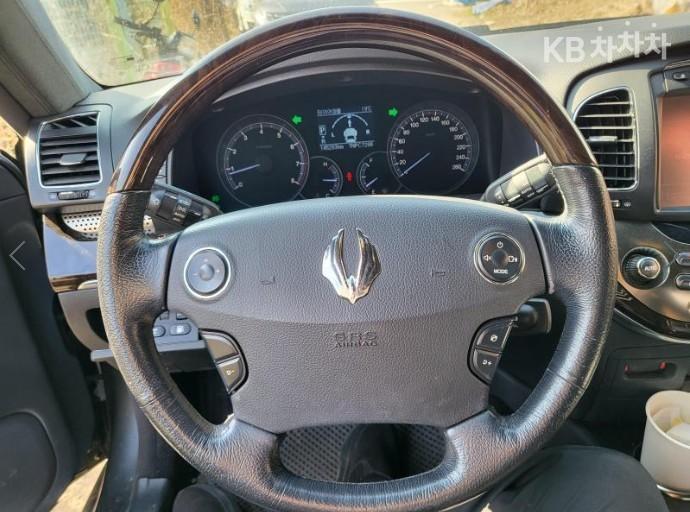 KG Mobility (Ssangyong) Chairman New W CW600 4TRONIC Prestige 8