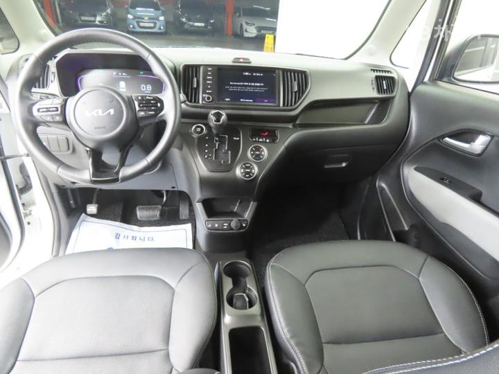 Kia Ray 1.0 Gasoline Signature 8