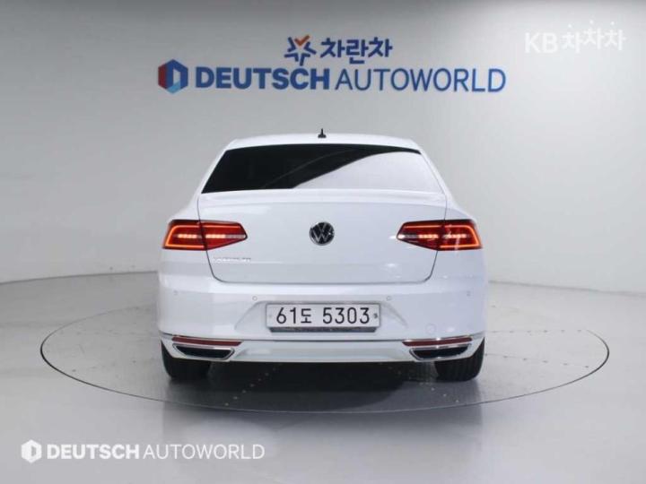 Volkswagen Passat GT 2.0 TDI B8 5