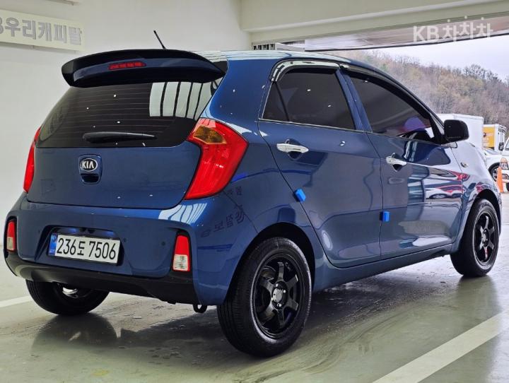 Kia Morning Deluxe 9