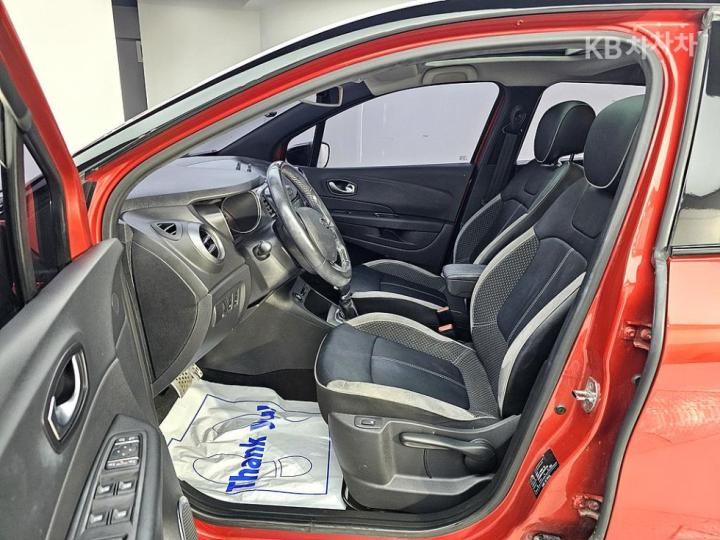 Renault QM3 New RE Signature 9