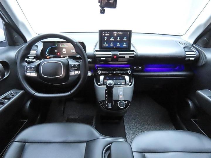 Hyundai Casper 1.0 Gasoline The Essential 7