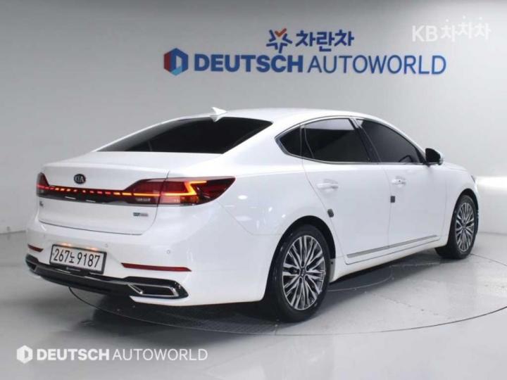 Kia K7 Premier Hybrid 2.4 HEV Signature 3