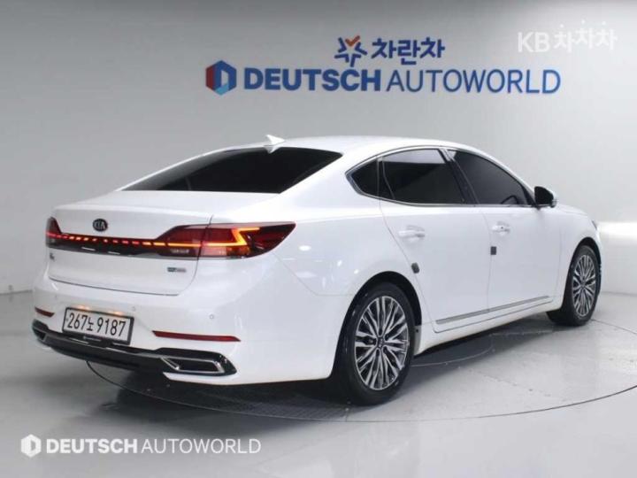 Kia K7 Premier Hybrid 2.4 HEV Signature 3