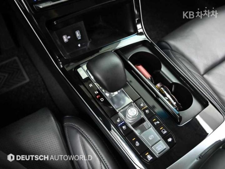 Kia K7 Premier Hybrid 2.4 HEV Signature 10