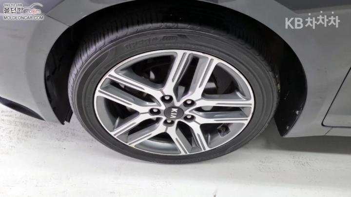 Kia K3 1.6 Gasoline Prestige 7