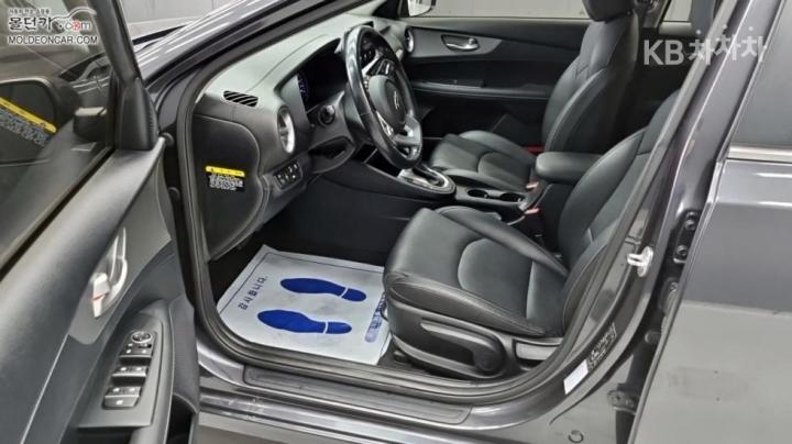 Kia K3 1.6 Gasoline Prestige 10