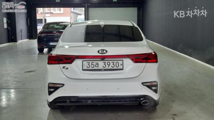 Kia K3 1.6 Gasoline Luxury 5