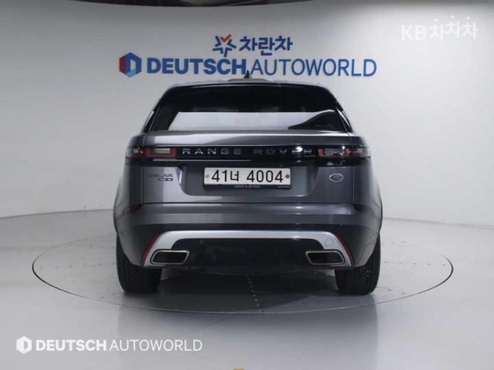 Land Rover Range Rover Velar 3.0 D300 R-Dynamic HSE 5