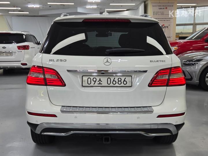 Mercedes-Benz M-Class New ML250 BlueTEC 4MATIC W166 4