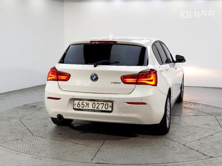 BMW 1 Series New 118d Sport Base Type 4