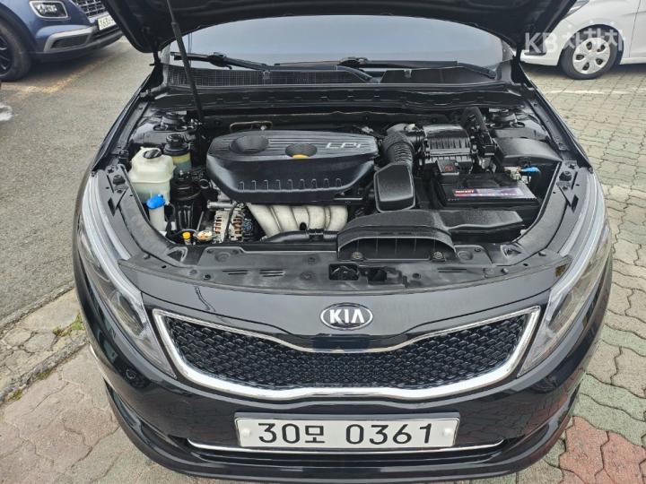 Kia K5 LPI Luxury Economy Type 7