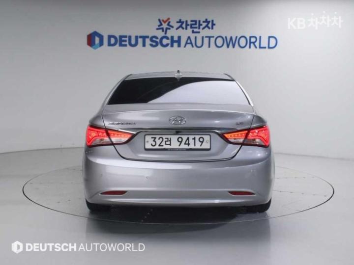 Hyundai Sonata The LPI Modern 5