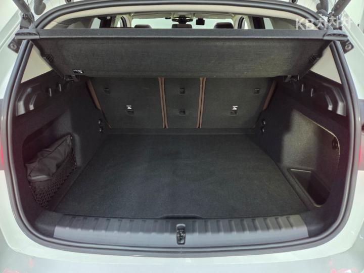 BMW X1 U11 xDrive20i xLine 8