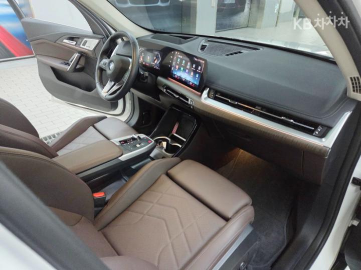 BMW X1 U11 xDrive20i xLine 9