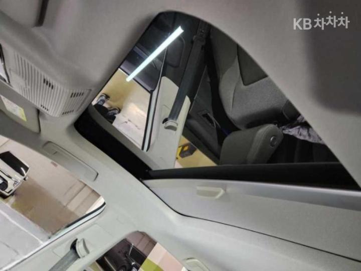 Volkswagen Golf The 8 MK8 2.0 TDI Prestige 7