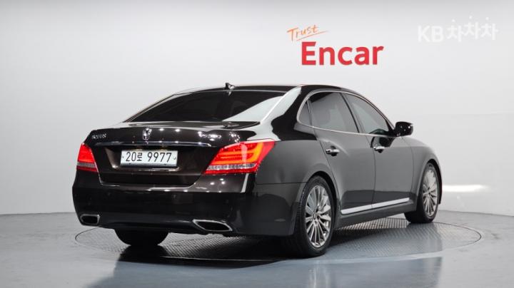 Hyundai Equus New VS380 Exclusive 3