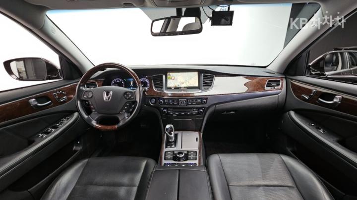 Hyundai Equus New VS380 Exclusive 8