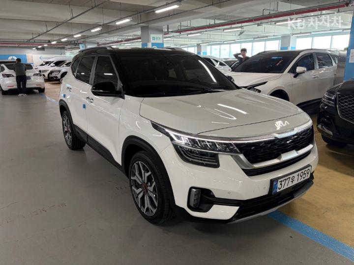 Kia Seltos SP2 1.6 T-GDI 2WD Signature 4