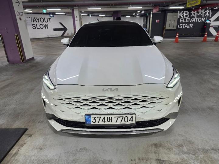 Kia K8 2.5 Gasoline Noblesse 2