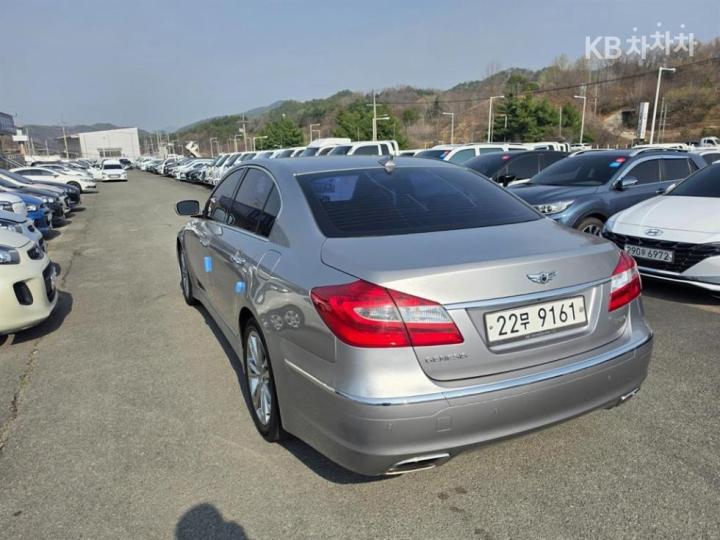Hyundai Genesis BH330 LUXURY Base Type 6