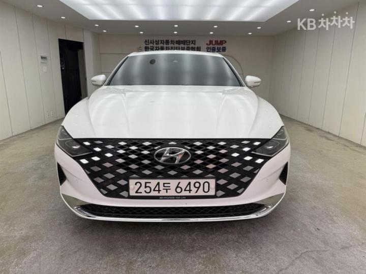 Hyundai Grandeur LPi 3.0 Premium 2