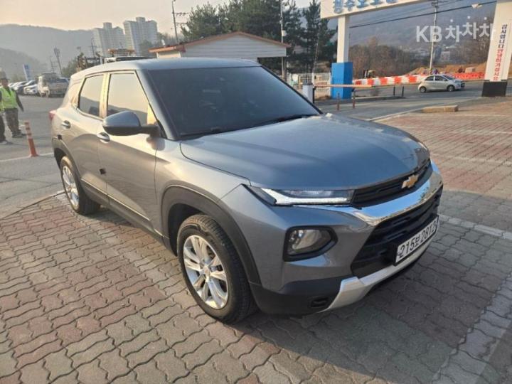 Chevrolet Trailblazer 1.2 Gasoline 2WD LT 3