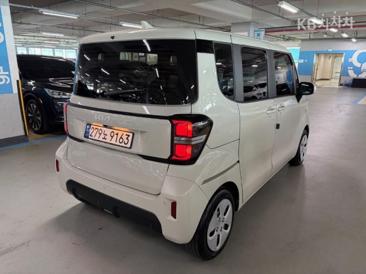 Kia Ray 1.0 Gasoline Standard 7