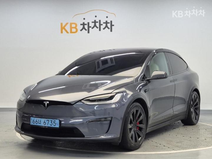 Tesla Model X Plaid