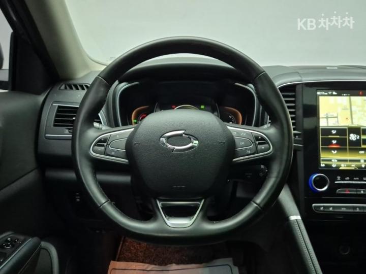 Renault QM6 2.0 4WD RE Signature 10