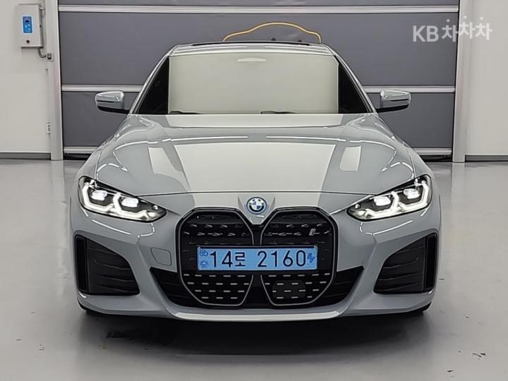 BMW i4 eDrive40 M Sport Pro 3