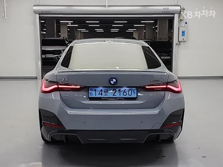 BMW i4 eDrive40 M Sport Pro 4