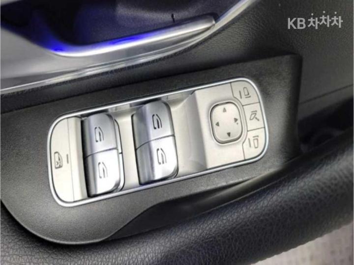 Mercedes-Benz GLE-Class V167 300d 4Matic 8