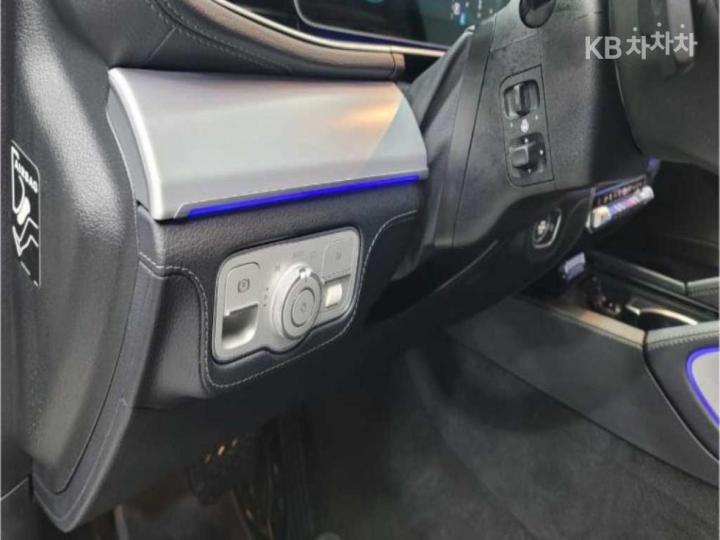 Mercedes-Benz GLE-Class V167 300d 4Matic 9