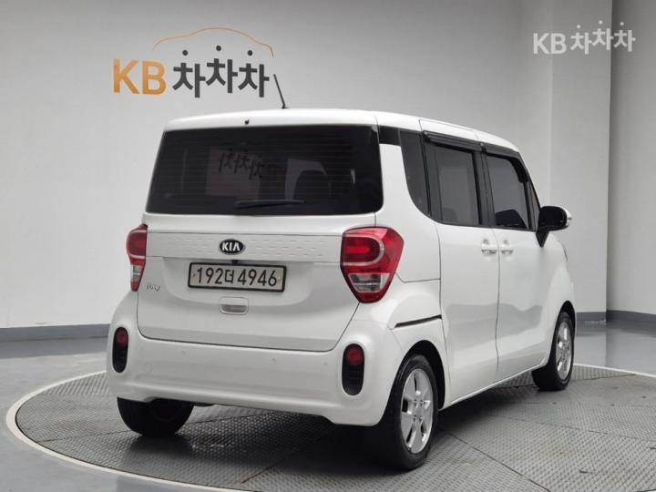 Kia Ray 1.0 Gasoline Trendy 4