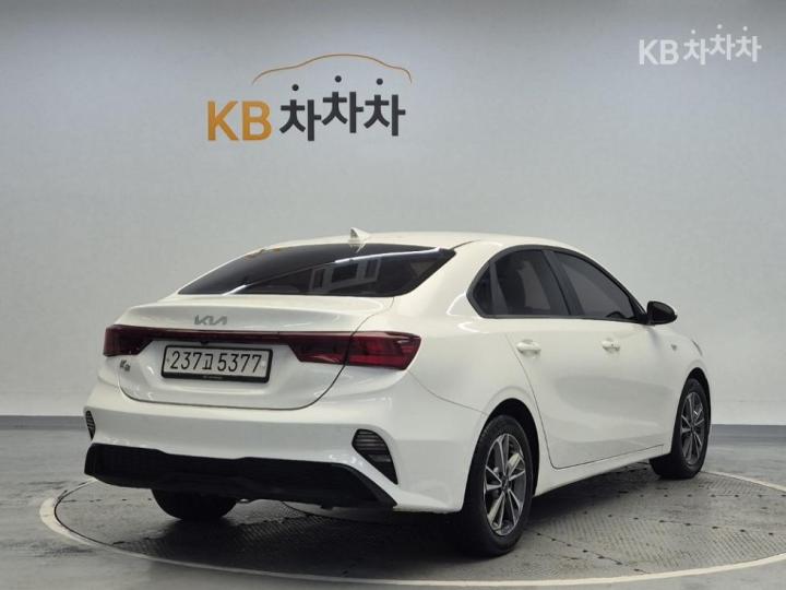 Kia K3 BD 1.6 Gasoline Trendy 4