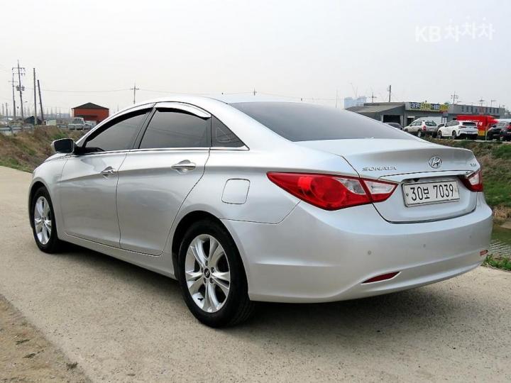 Hyundai Sonata YF Y20 Premier Base Type 4