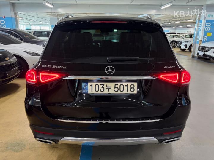 Mercedes-Benz GLE-Class V167 300d 4Matic 6