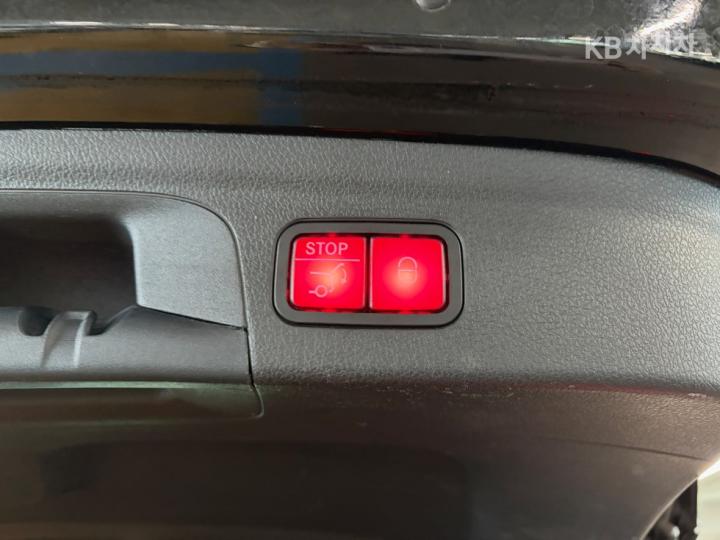 Mercedes-Benz GLE-Class V167 300d 4Matic 10