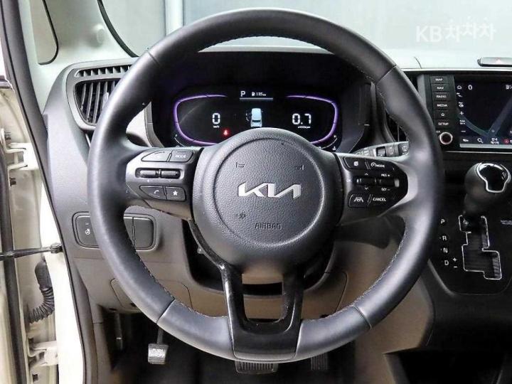 Kia Ray 1.0 Gasoline Signature 10