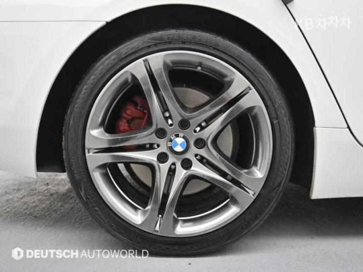 BMW 6 Series New 640d xDrive Gran Coupe Base Type 6